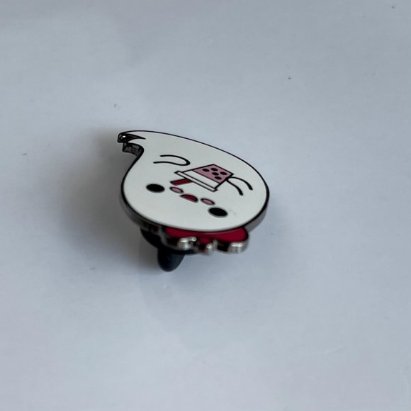 *50% OFF! Boba tea ghost pin French beret spooky drink straw flair pins - Picture 2 of 4
